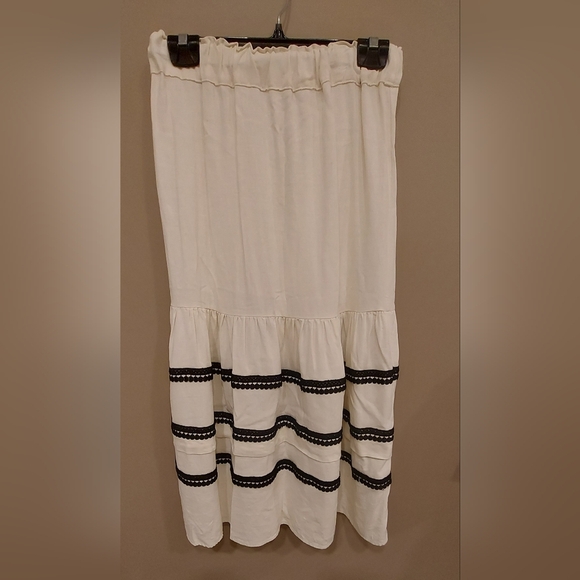 Linen Drop Waist Flair Skirt - Picture 1 of 3